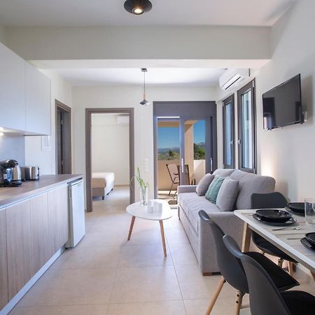 Amelie'S Luxe Apartments Kalligoni Exterior foto