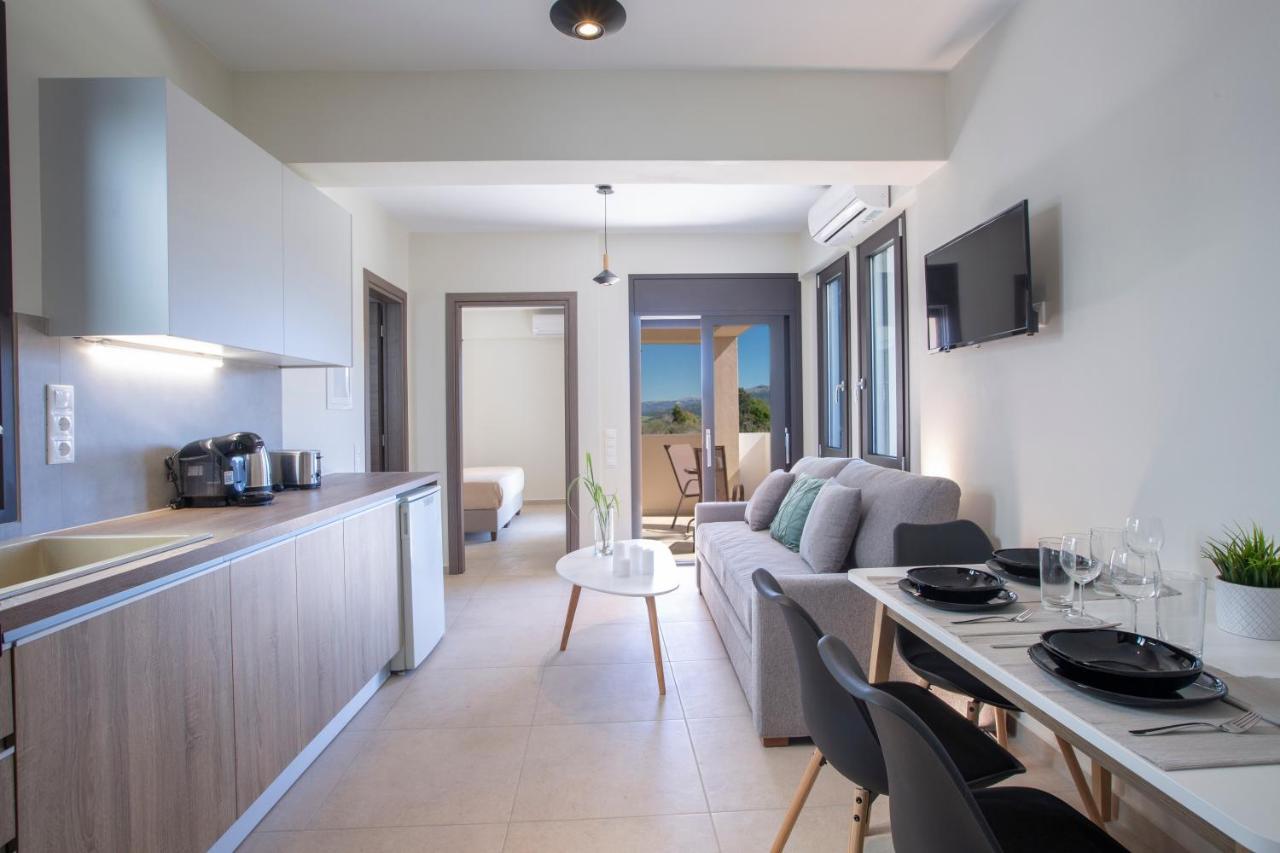 Amelie'S Luxe Apartments Kalligoni Exterior foto